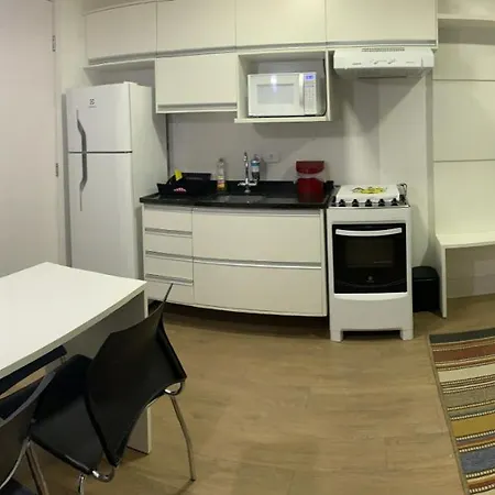 Apartamento Encantador: Charming Furnished Flat in Reboucas Curitiba Exterior photo