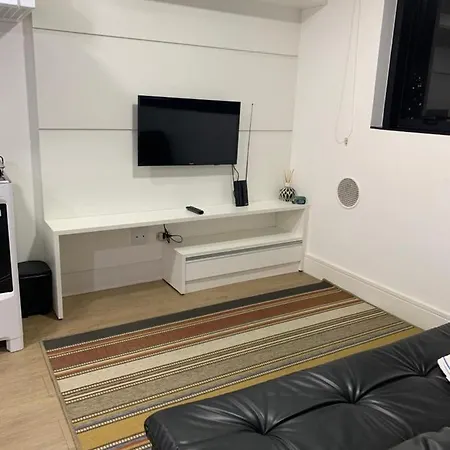 Apartamento Encantador: Charming Furnished Flat in Reboucas Curitiba Exterior photo