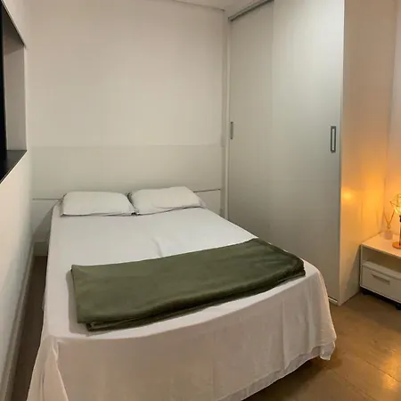 Apartamento Encantador: Charming Furnished Flat in Reboucas Curitiba Exterior photo