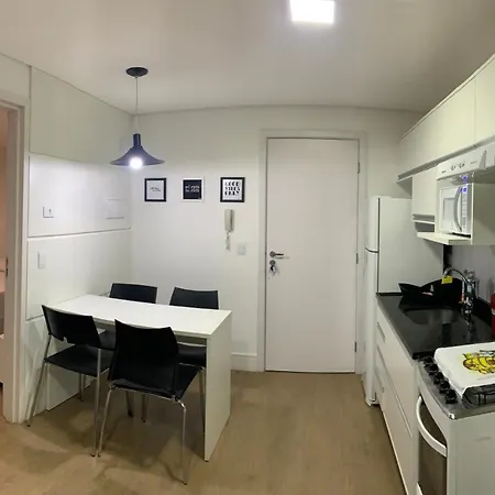 Apartamento Encantador: Charming Furnished Flat in Reboucas Curitiba Exterior photo